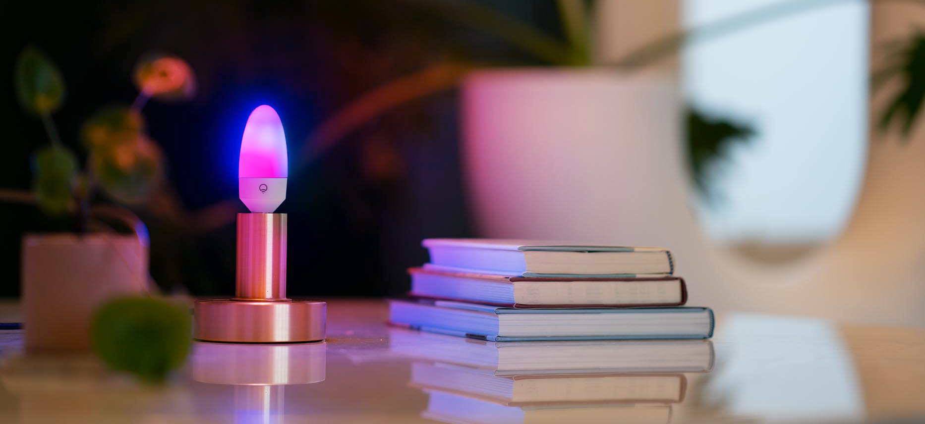 LIFX Candle Color in gold lamp base.