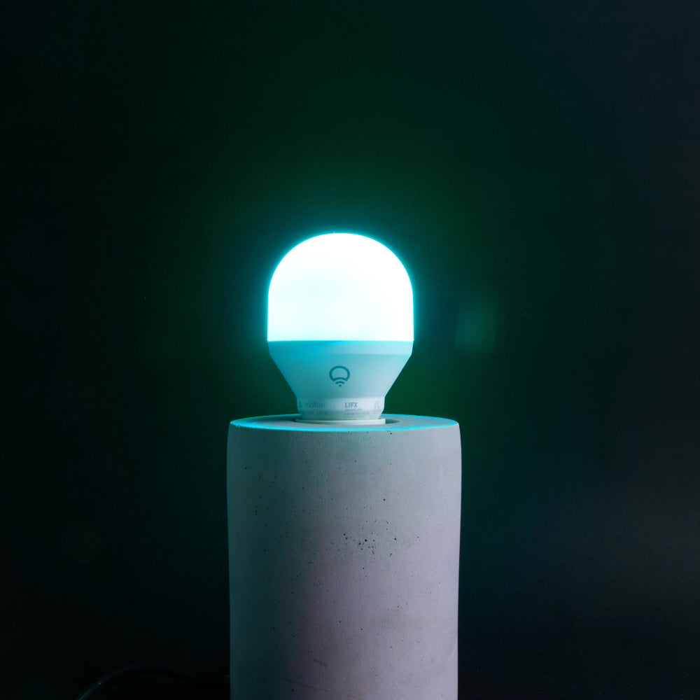 LIFX SuperColor Smart Light 1-Pack - 800 Lumens